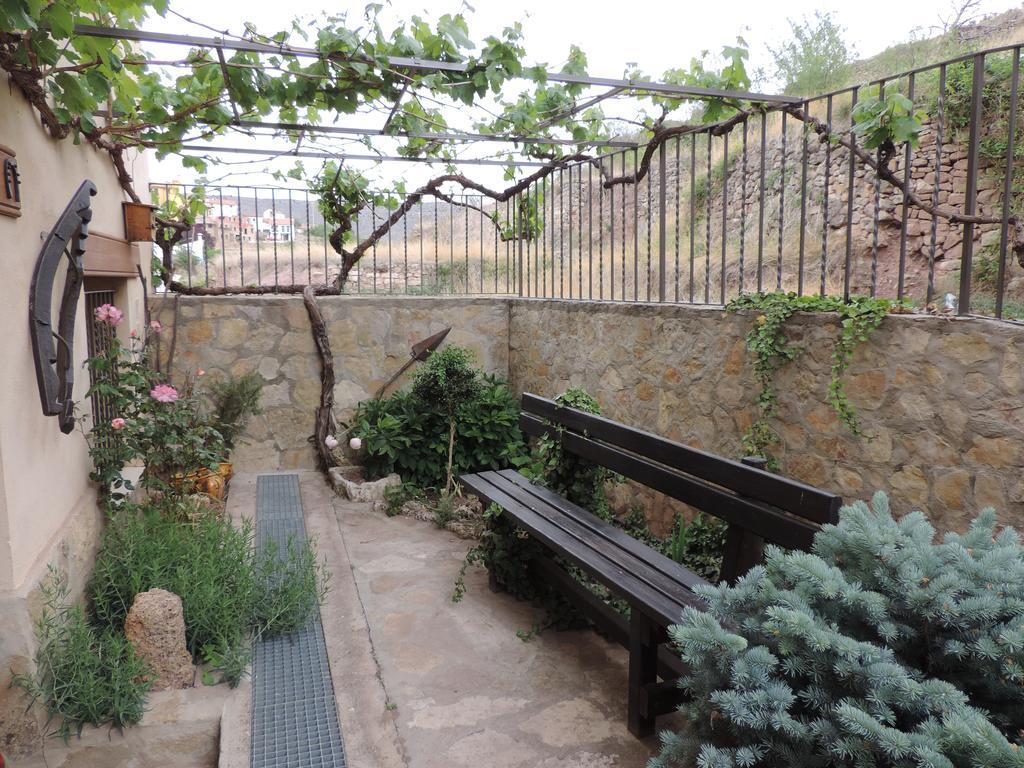 Apartamentos Turisticos El Refugio Мора де Рубиелос Екстериор снимка