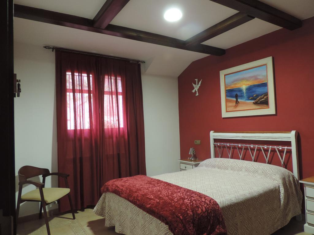 Apartamentos Turisticos El Refugio Мора де Рубиелос Екстериор снимка
